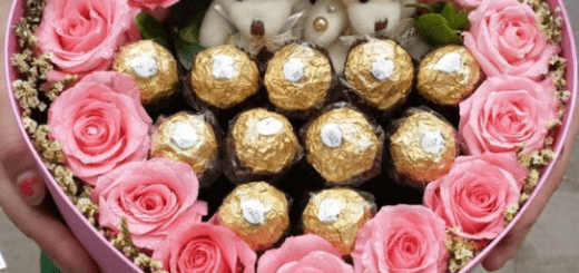 Buquê de flores com ursinho e chocolate